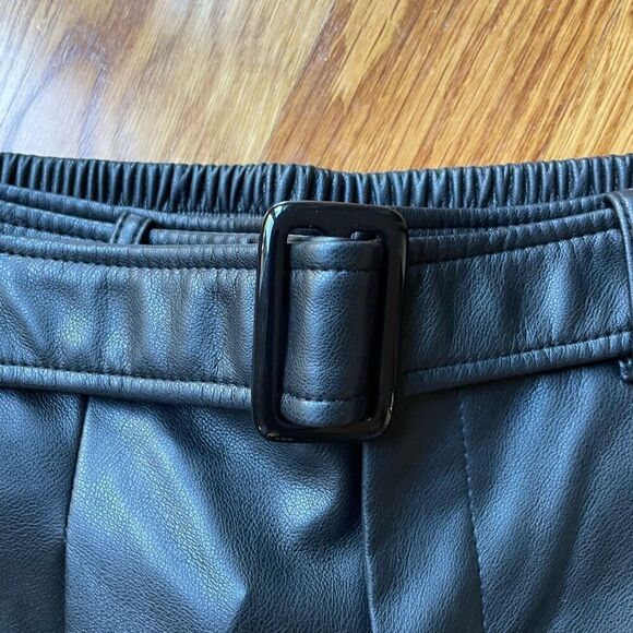 INC International Concepts Womens Pants M Faux Leather High Waist Pleated Barrel - Picture 9 of 9